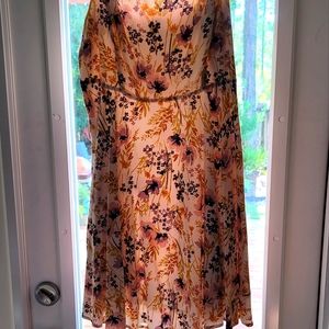 ♻️ 5/$50 Summer floral dress